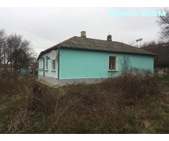 Продам дом в пгт Почтовое Бахчисарайского района Республика Крым.